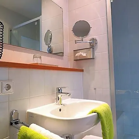 Hotel Alexa 3*