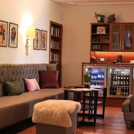 Alexa Hotel